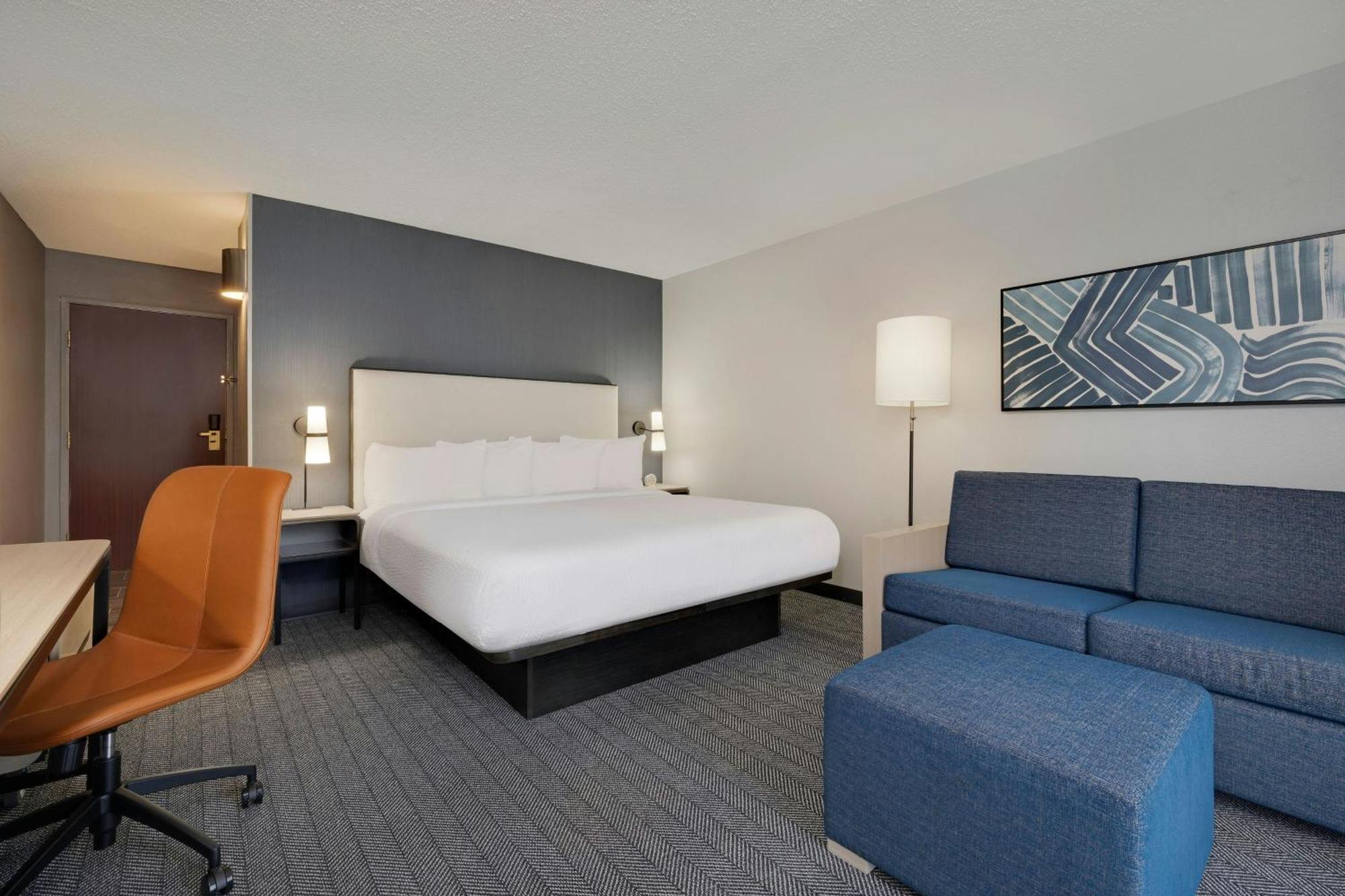 Courtyard By Marriott Indianapolis South Hotel Exterior foto